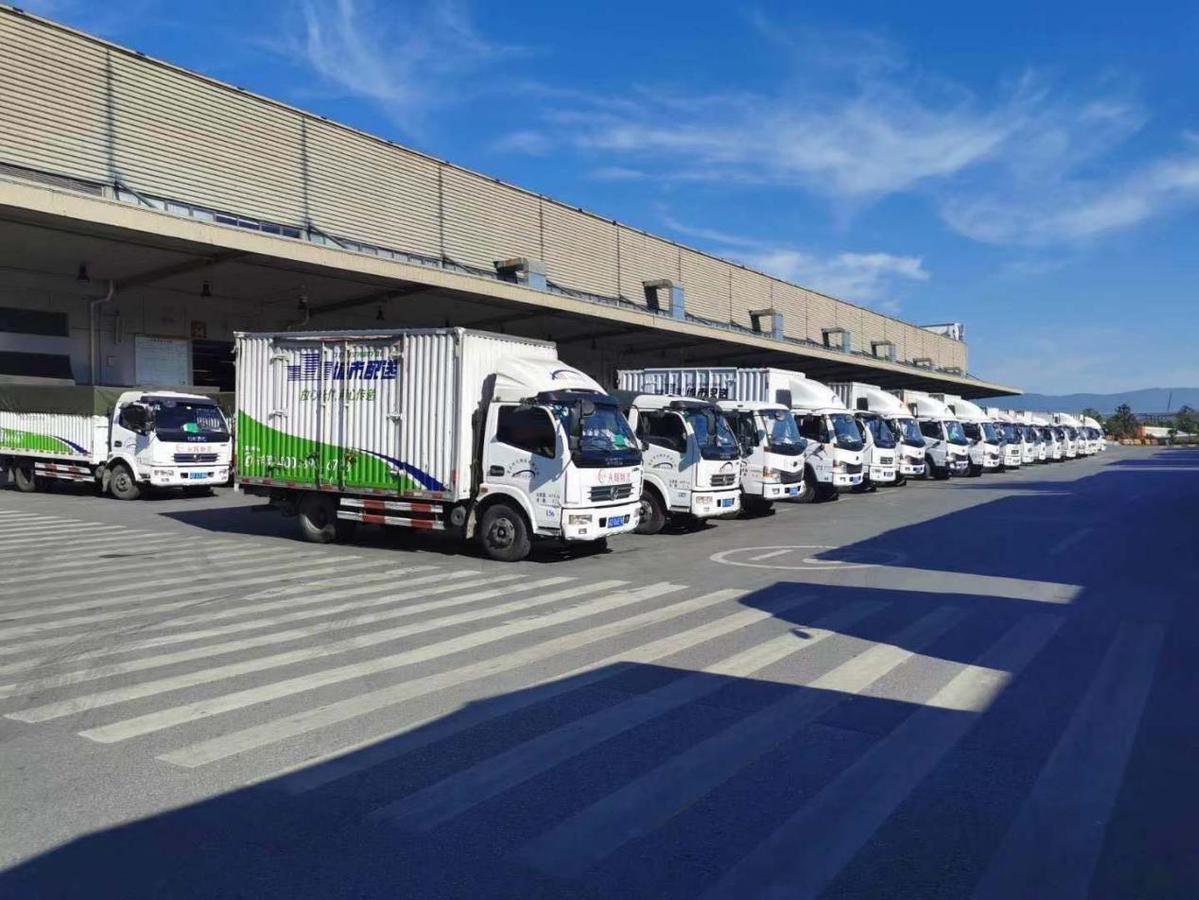 日均配送量約1100噸，兩江新區(qū)“菜籃子”“米袋子”如何通過(guò)電子商務(wù)服務(wù)高效保障